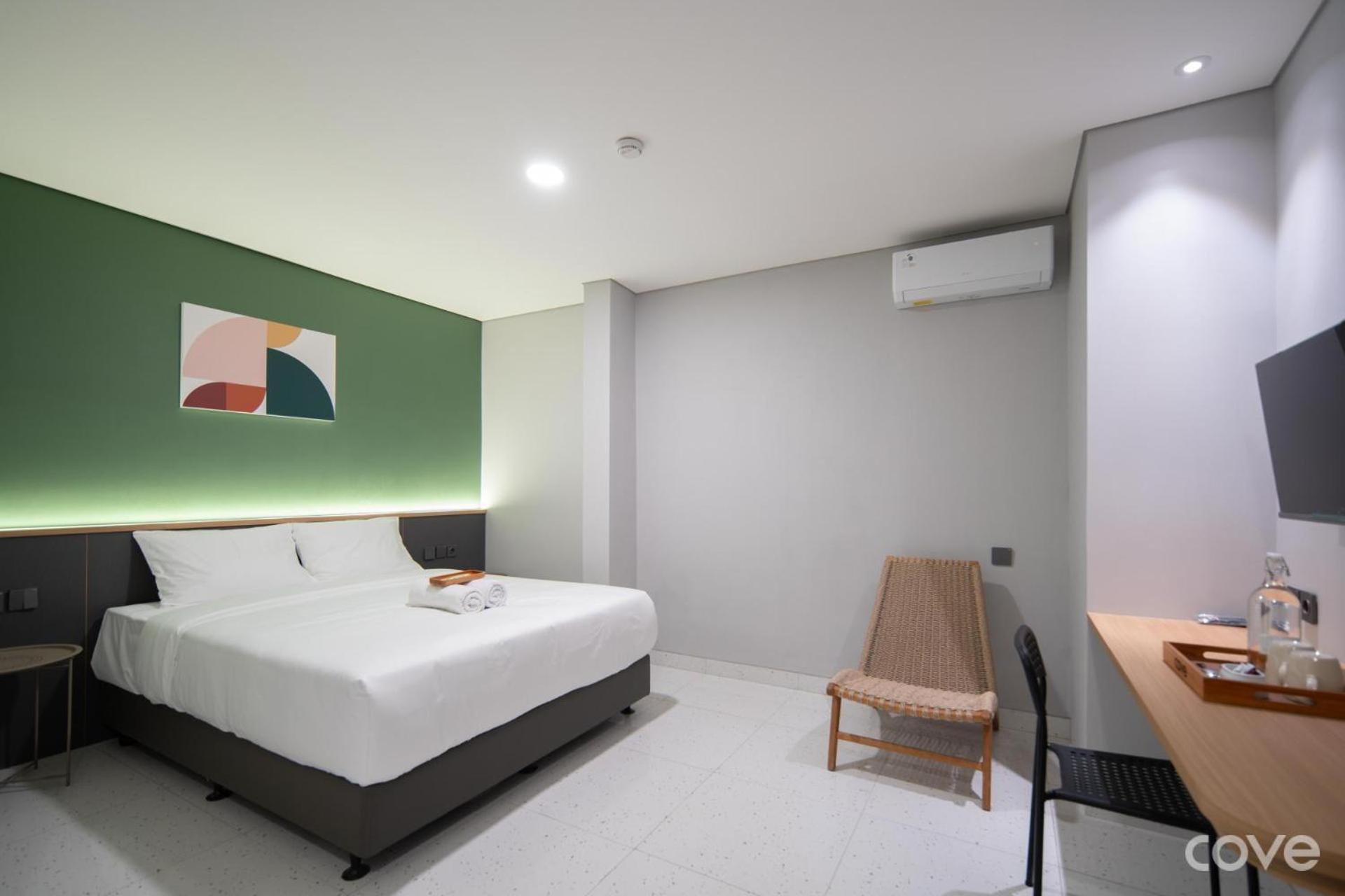 Cove Vaia Hotel